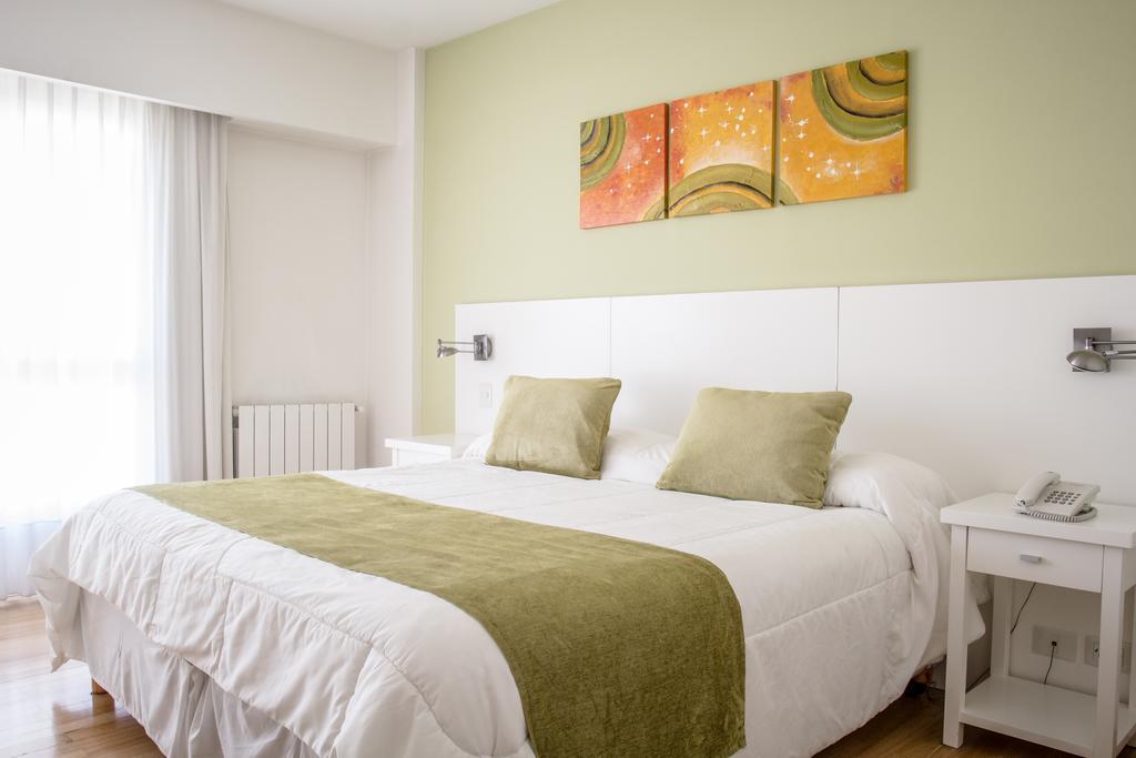 Agua Dulce Hotel Тандил Стая снимка