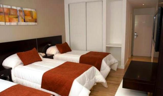 Agua Dulce Hotel Тандил Стая снимка